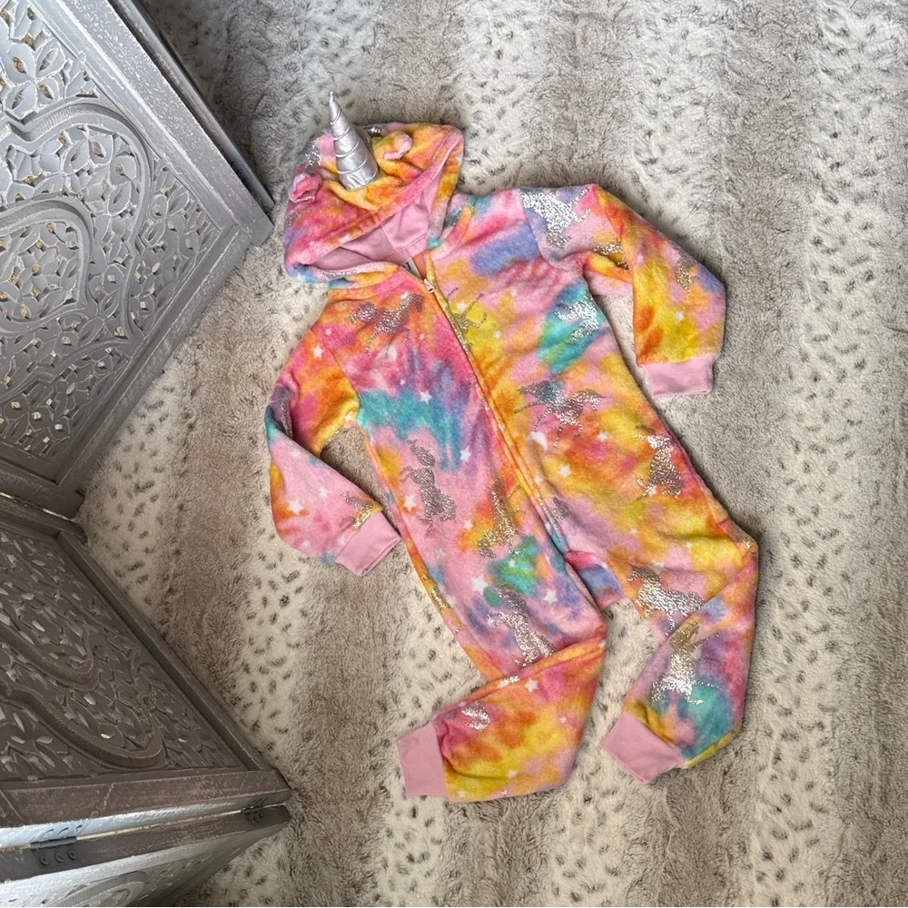 Children’s Place rainbow fleece unicorn onesie pajamas girls xsmall magical